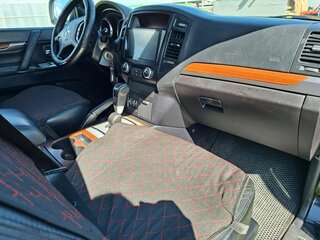 2007 Mitsubishi Pajero IV, чёрный, 1300000 рублей, вид 4