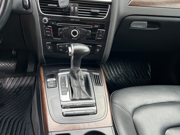 2015 Audi A4 IV (B8) Рестайлинг, коричневый, 1700000 рублей - вид 16