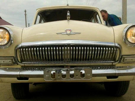 1967 ГАЗ 21 «Волга» 21Р, бежевый, 690000 рублей, вид 2