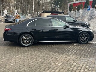 2021 Mercedes-Benz S-Класс 350 d Long 4MATIC VII (W223), чёрный, 7300000 рублей, вид 3