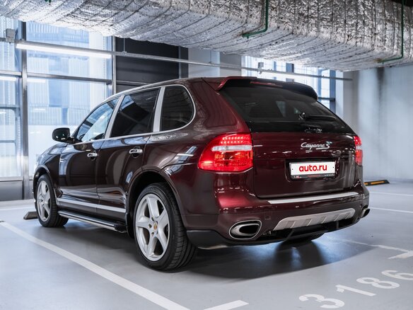 2007 Porsche Cayenne S I Рестайлинг (957), красный, 1800000 рублей - вид 5