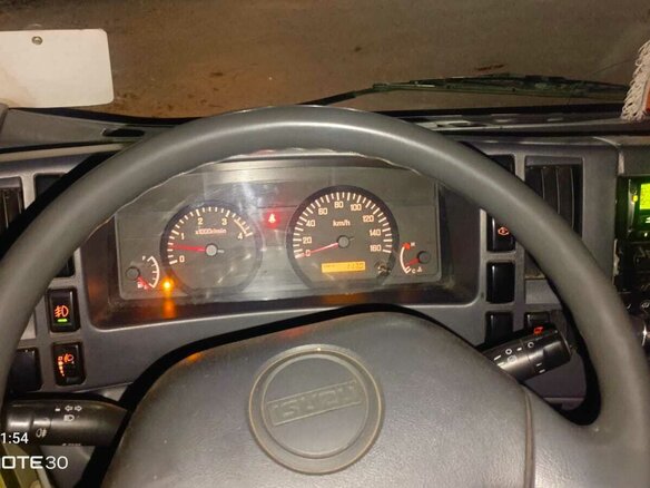 2011 Isuzu Elf (N-series), белый, 1750000 рублей - вид 2