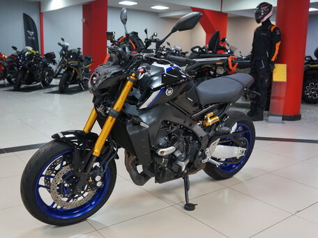 2021 Yamaha MT-09 (FZ-09), чёрный, 1053000 рублей, вид 3