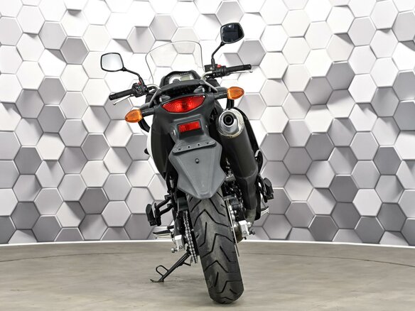 2013 Suzuki V-Strom DL 650, белый, 725000 рублей - вид 5