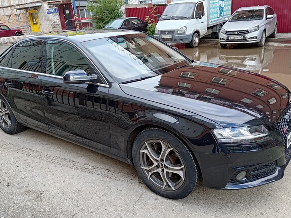 2009 Audi A4 IV (B8), чёрный, 1300000 рублей - вид 2