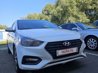 2017 Hyundai Solaris II, белый, 900000 рублей, вид 3