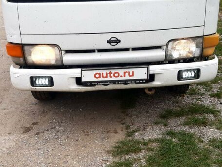 1993 Nissan Atlas, белый, 950000 рублей, вид 2