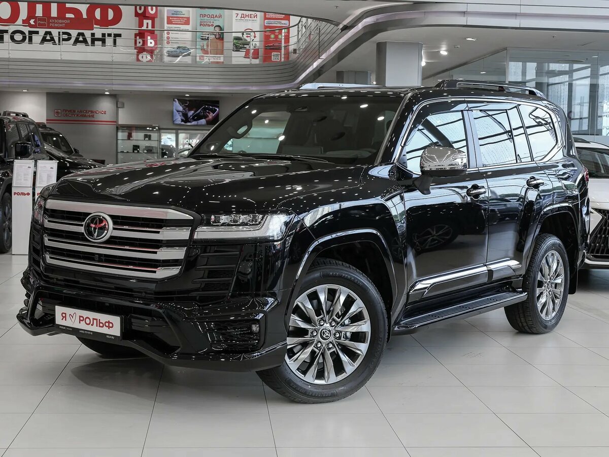 Открыть фотографии: Toyota Land Cruiser 300 Series