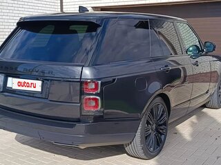2020 Land Rover Range Rover IV Рестайлинг, серый, 9900000 рублей, вид 4
