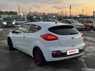 2013 Kia Ceed II, белый, 1000000 рублей, вид 4