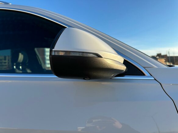 2019 Audi Q8 55 TFSI I (4M), белый, 5850000 рублей - вид 13