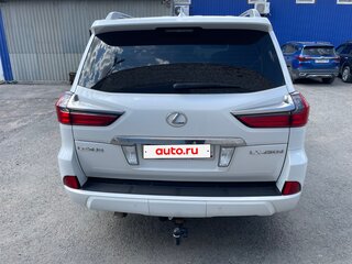 2016 Lexus LX 450d III Рестайлинг 2, белый, 7200000 рублей, вид 3