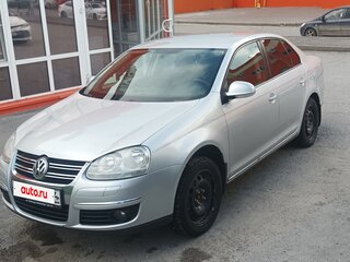 2010 Volkswagen Jetta V, серебристый, 650000 рублей, вид 1