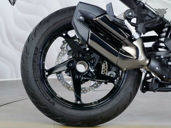 2025 BMW R 1300 RS, синий, 2399000 рублей - вид 8