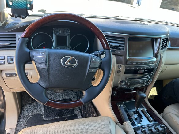 2011 Lexus LX 570 III, чёрный, 4190000 рублей - вид 15