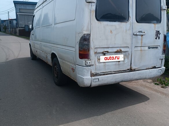 2000 Mercedes-Benz Sprinter, белый, 470000 рублей - вид 4