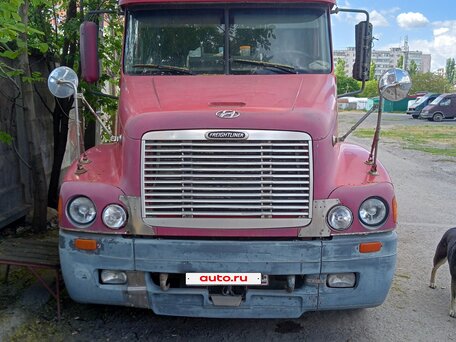 1998 Freightliner Century Class, красный, 1600000 рублей, вид 2