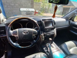 2008 Toyota Land Cruiser 200 Series, чёрный, 3500000 рублей, вид 5