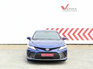 2021 Toyota Camry VIII (XV70) Рестайлинг, синий, 3050000 рублей, вид 5