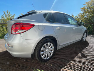 2012 Chevrolet Cruze I Рестайлинг, серебристый, 750000 рублей, вид 5