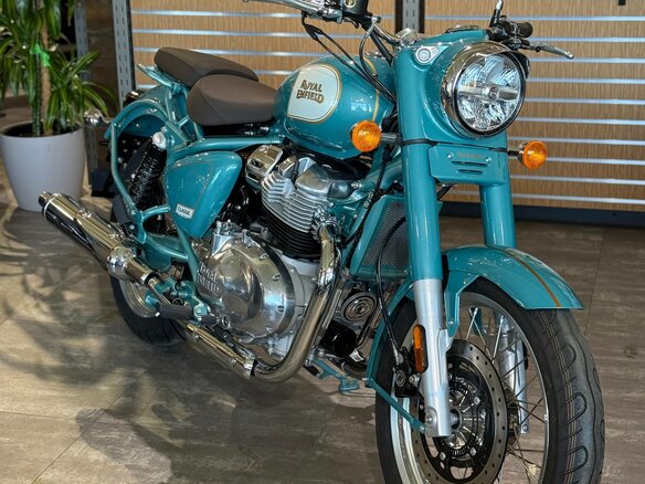 2026 Royal Enfield Classic 650, зелёный, 713000 рублей - вид 17