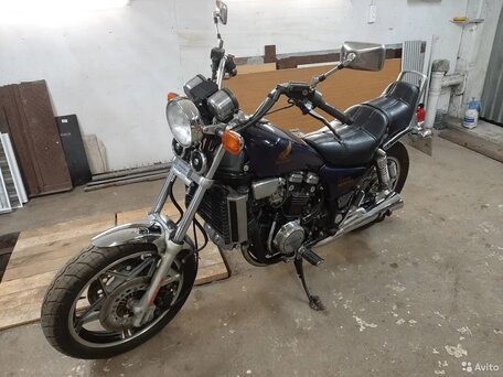 1982 Honda Magna, фиолетовый, 250000 рублей, вид 1