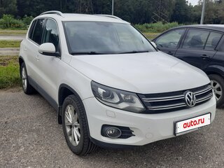 2011 Volkswagen Tiguan I Рестайлинг, белый, 1400000 рублей, вид 2
