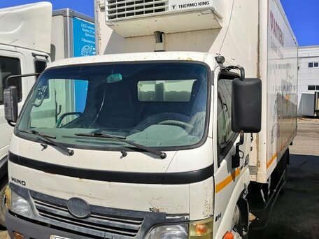 2011 Hino Series 300 (Dutro), белый, 2200000 рублей, вид 1