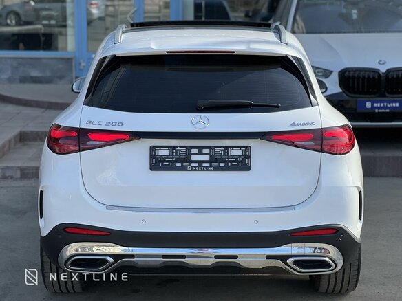 2025 Mercedes-Benz GLC 300 II (X254), белый, 10690000 рублей - вид 4