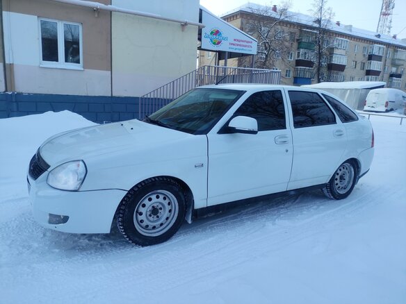 2012 Lada (ВАЗ) Priora I, белый, 287000 рублей - вид 1