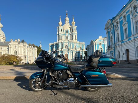 2019 Harley-Davidson Road Glide Limited, зелёный, 2450000 рублей, вид 2