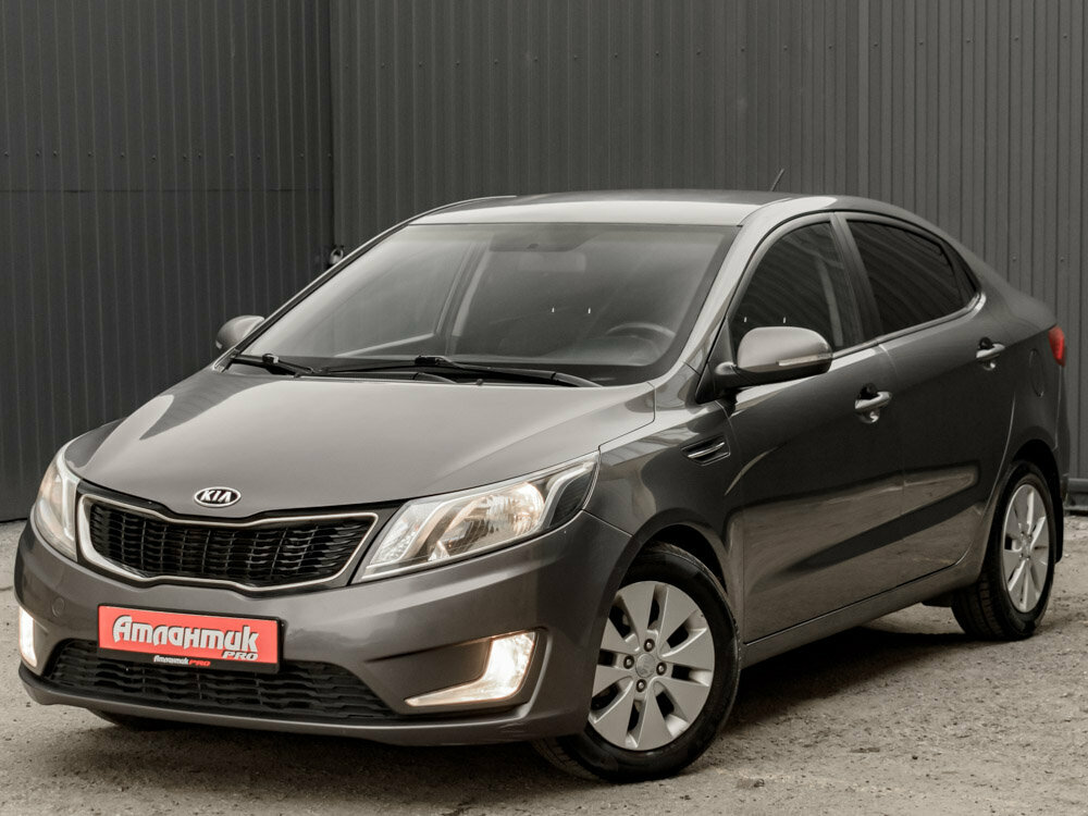 Открыть фотографии: Kia Rio III