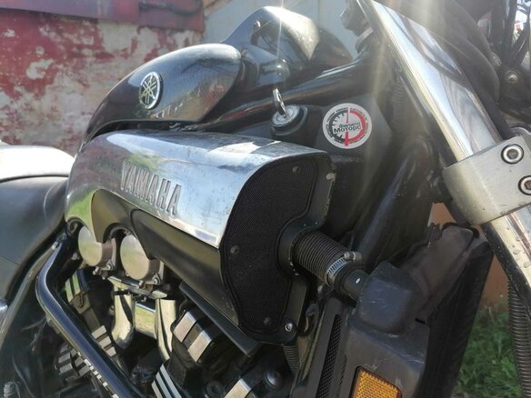 2000 Yamaha V-Max 1200, серый, 400000 рублей - вид 2
