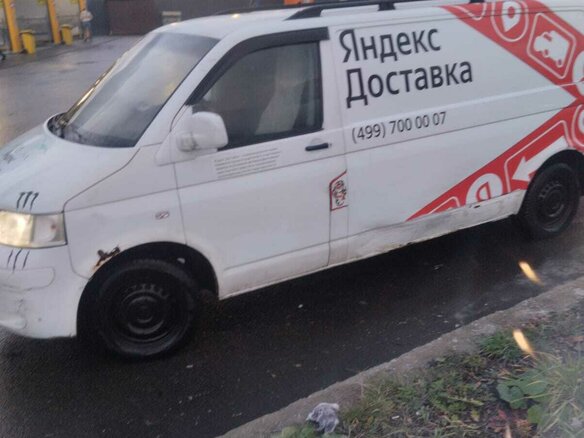 2008 Volkswagen Transporter, белый, 1100000 рублей
