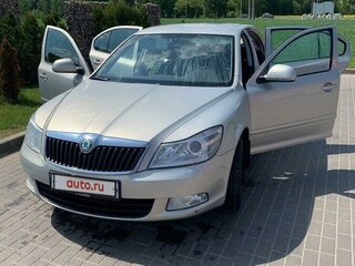 2013 Skoda Octavia II (A5) Рестайлинг, серый, 700000 рублей, вид 2