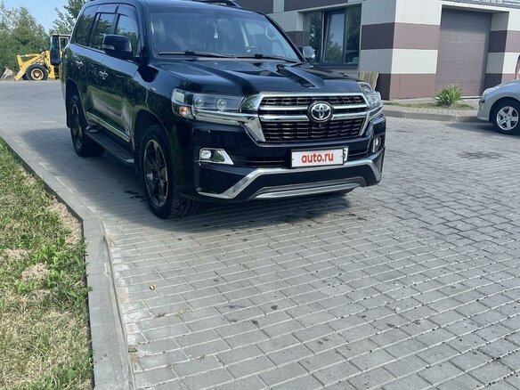 2015 Toyota Land Cruiser 200 Series Рестайлинг 2, чёрный, 5100000 рублей - вид 1
