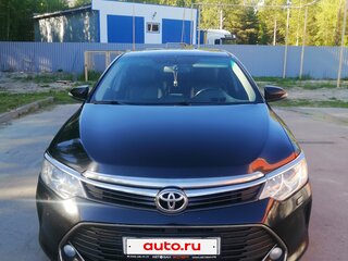 2015 Toyota Camry VII (XV50) Рестайлинг, чёрный, 1800000 рублей, вид 2