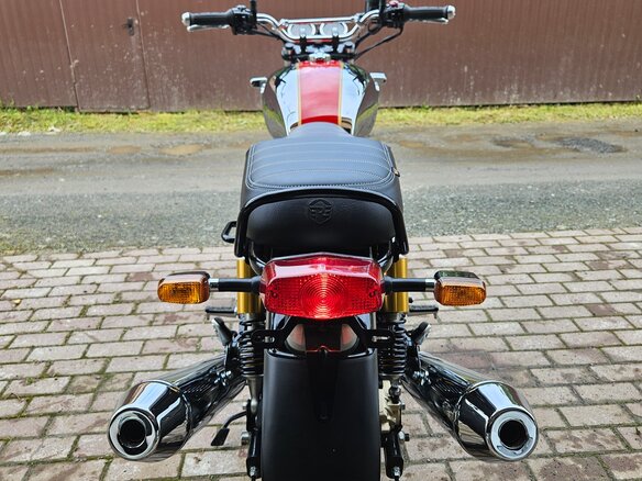 2024 Royal Enfield Interceptor 650, серебристый, 590000 рублей - вид 15