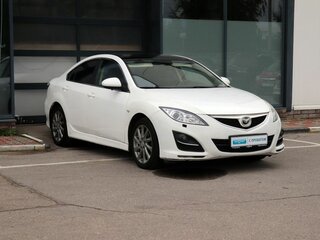 2010 Mazda 6 II (GH) Рестайлинг, белый, 700000 рублей, вид 2