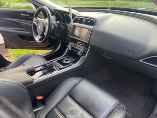 2018 Jaguar XE I, чёрный, 2100000 рублей, вид 4