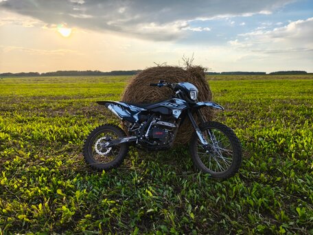 2024 BSE Z1, чёрный, 125000 рублей, вид 1