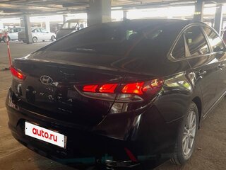 2018 Hyundai Sonata VII (LF) Рестайлинг, чёрный, 1430000 рублей, вид 3