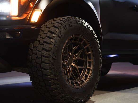 2024 Ford F-150 Raptor XIV Рестайлинг, зелёный, 16950000 рублей - вид 20