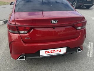 2020 Kia Rio IV Рестайлинг, красный, 1420000 рублей, вид 4