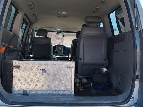 2013 Hyundai Grand Starex, серебристый, 1300000 рублей, вид 5