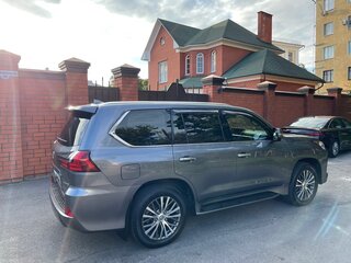 2016 Lexus LX 570 III Рестайлинг 2, серый, 7950000 рублей, вид 5