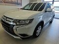 2015 Mitsubishi Outlander III Рестайлинг 2, белый, 1350000 рублей