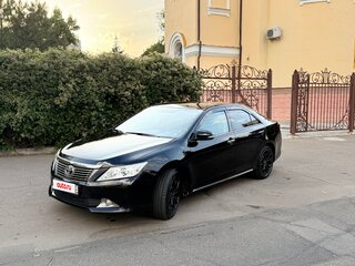 2011 Toyota Camry VII (XV50), чёрный, 2550000 рублей, вид 2