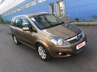2012 Opel Zafira B Рестайлинг, бежевый, 728000 рублей, вид 3