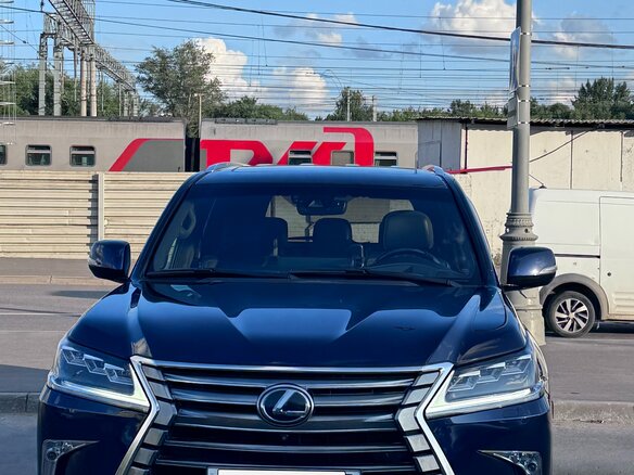 2019 Lexus LX 570 III Рестайлинг 2, синий, 8975000 рублей - вид 1
